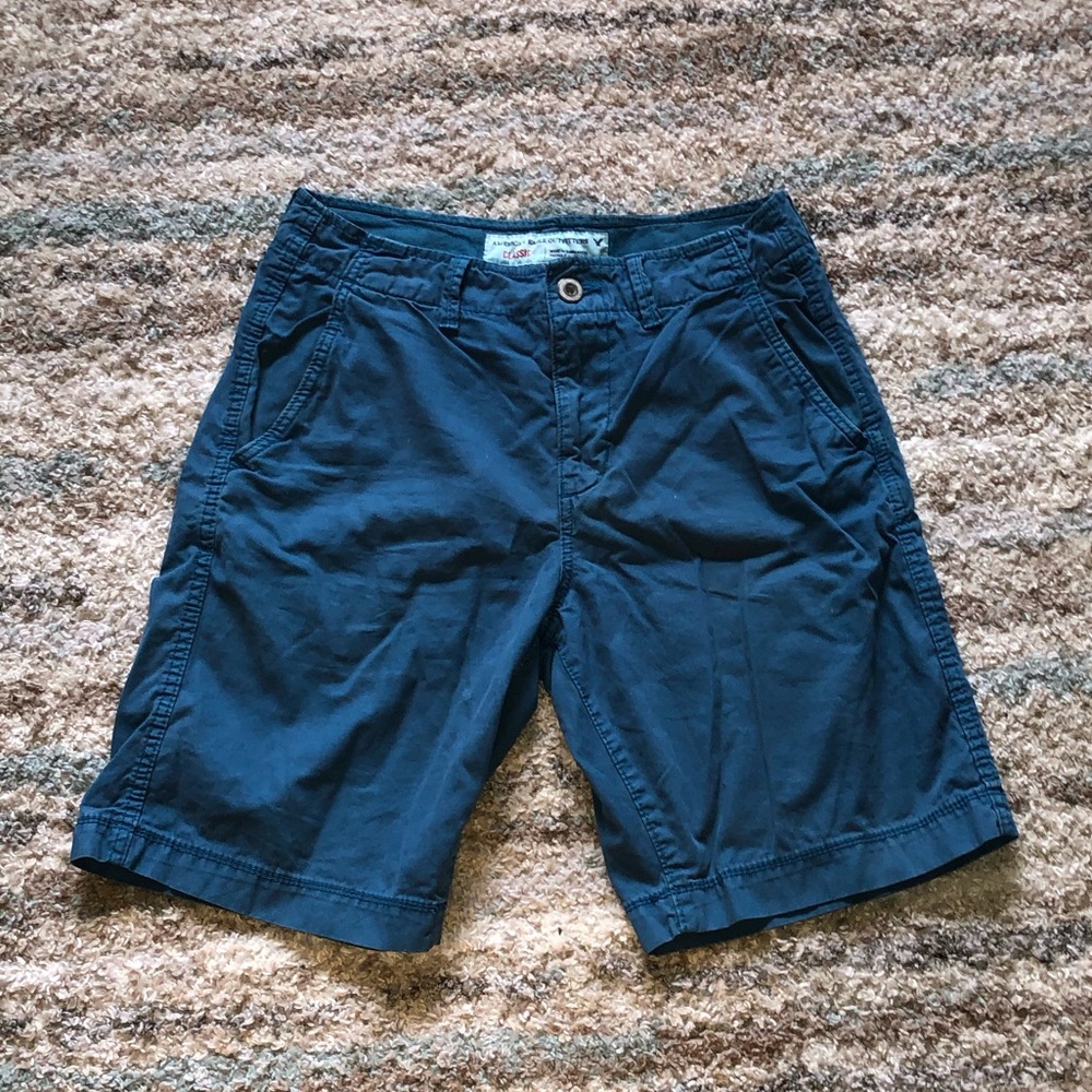 American Eagle Men’s Classic Blue Shorts